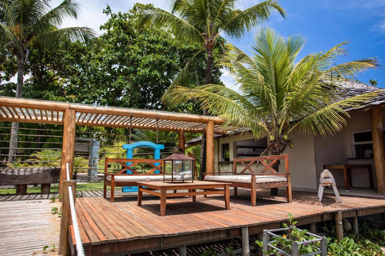La Torre Resort All Inclusive Porto Seguro Exterior foto The deck at the resort