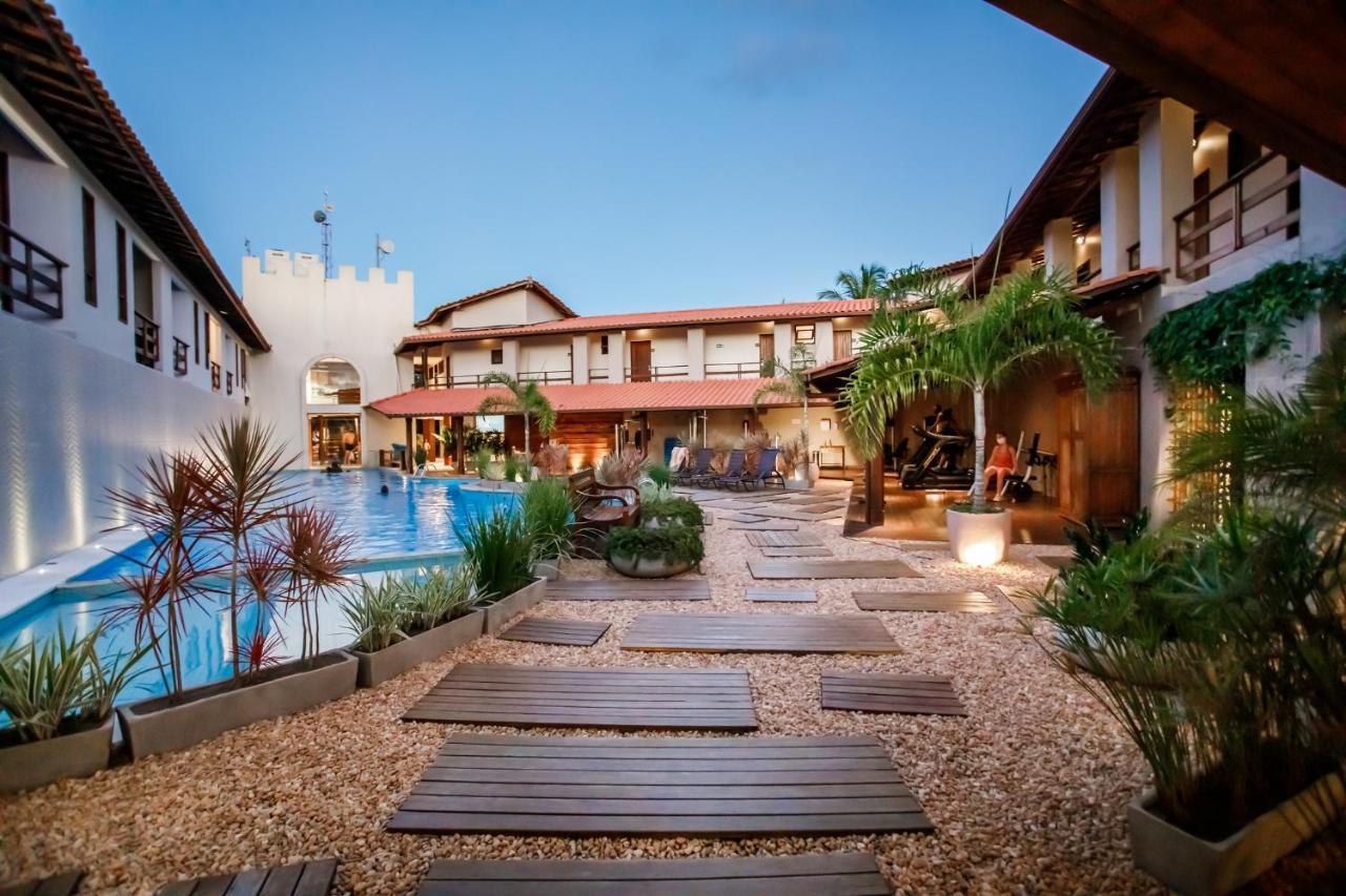 La Torre Resort All Inclusive Porto Seguro Exterior foto The hotel's courtyard