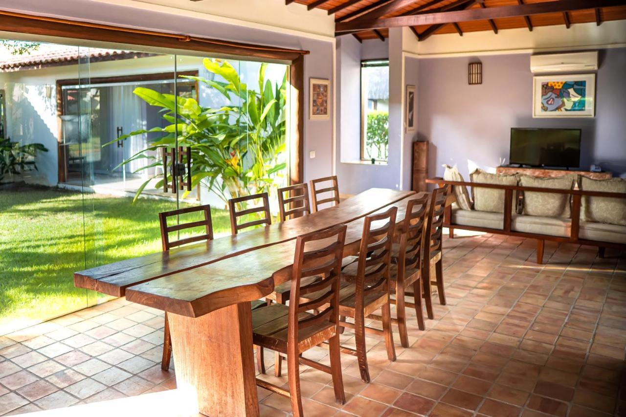 La Torre Resort All Inclusive Porto Seguro Exterior foto The dining room at the center