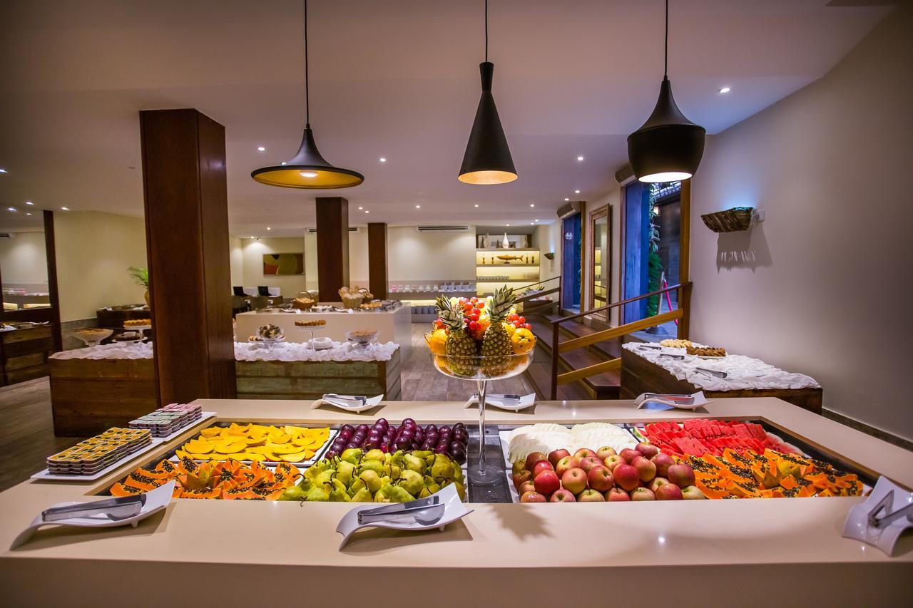 La Torre Resort All Inclusive Porto Seguro Exterior foto The buffet at the hotel